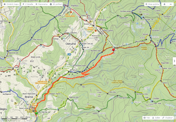 Tak tohle byla moje trasa pro první den - cca 7,5 km a převýšení asi 500 metrů (start v 574 m n.m. a konec na 1102 m n.m.)